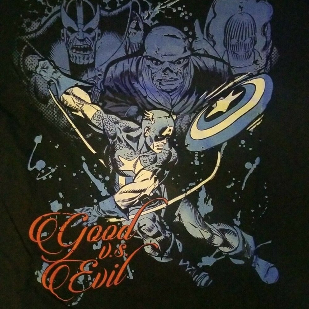 NWOT Marvel Comics Captain America Good vs Evil XL